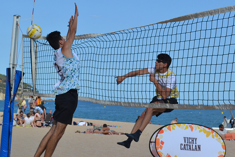 Segona prova del Campionat de Catalunya de Vòlei Platja de Menors a El Masnou